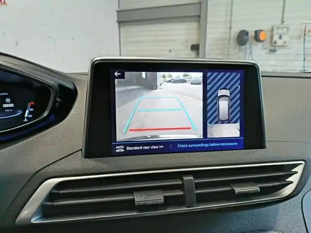 Peugeot 3008 1.2 puretech 130ch s&amp;s eat6 — photo 19