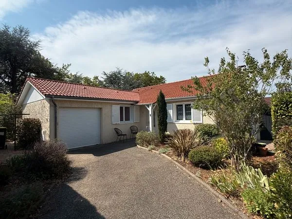 Maison dans le centre de chassieu