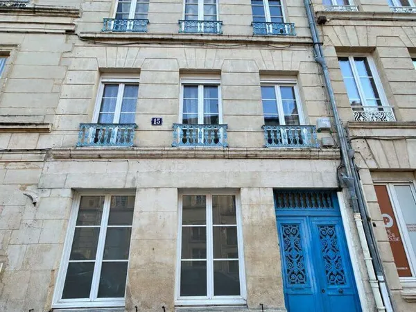 Local d'activité 1 pièce 28 m²