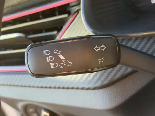 Skoda Kamiq 1.0 tsi evo 2 116ch monte carlo dsg7 — photo 15