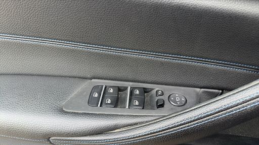 BMW Serie 5 Touring 520i 184 BVA8 - M Sport – 2021 – 73847 km – Essence – Boîte Automatique — photo 16
