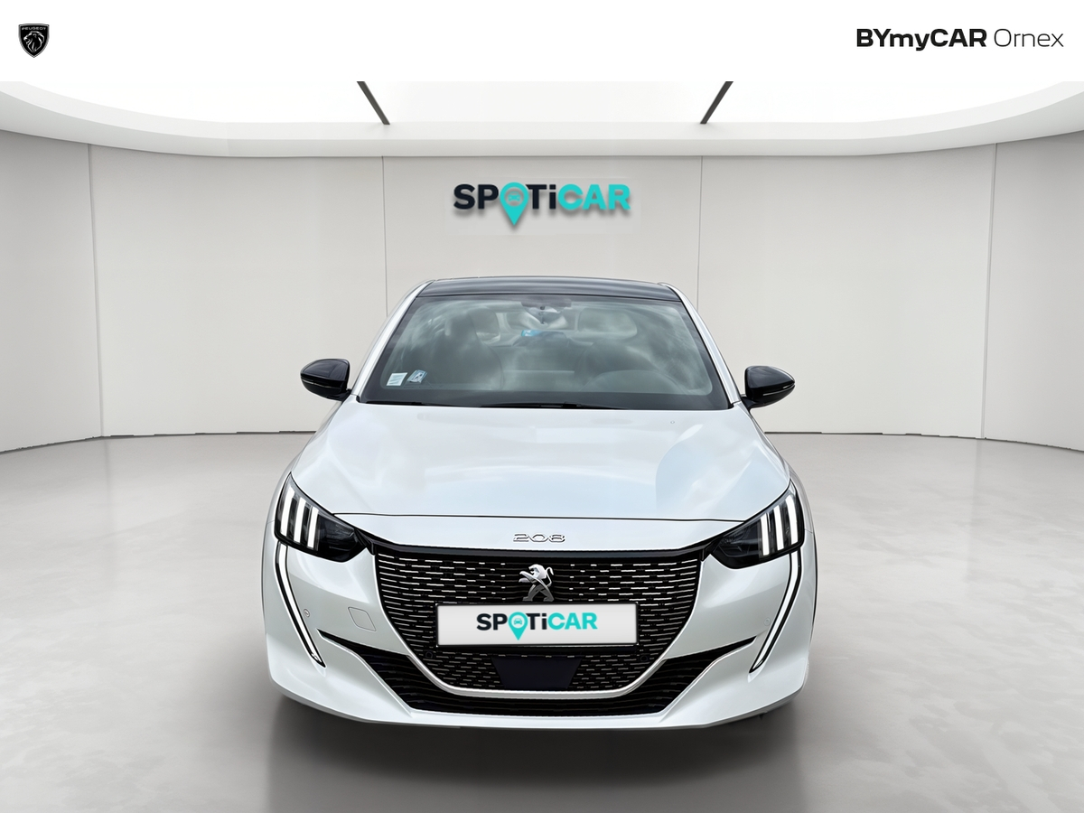 Peugeot 208 PureTech 100 S&amp;S EAT8 — photo 8
