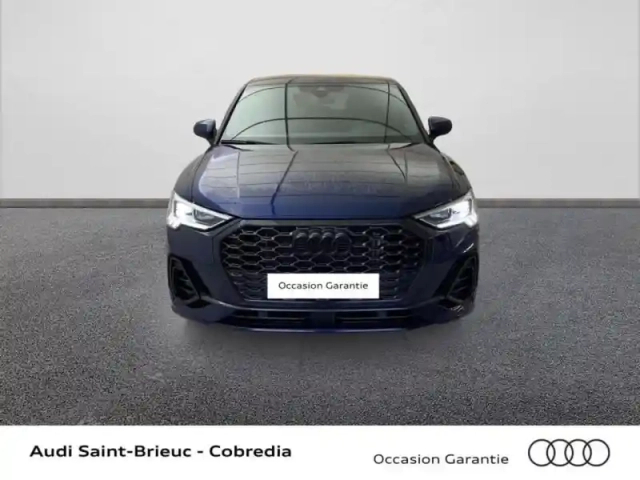 Audi Q3 sportback 35 tfsi 150ch s line s tronic 7 — photo 2