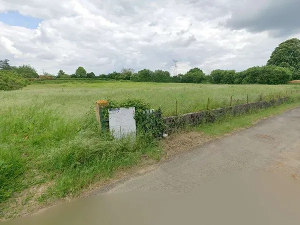 Terrain de 458 m² à AIGONDIGNE