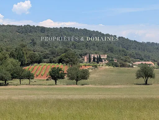 Bien d’exception Vente Cotignac   13500000€