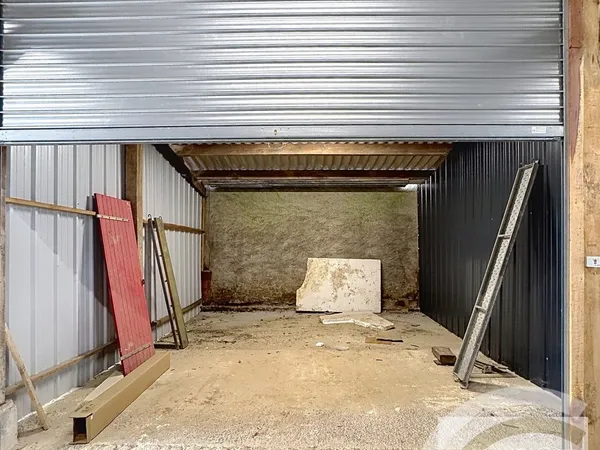 Box de stockage 25 m²