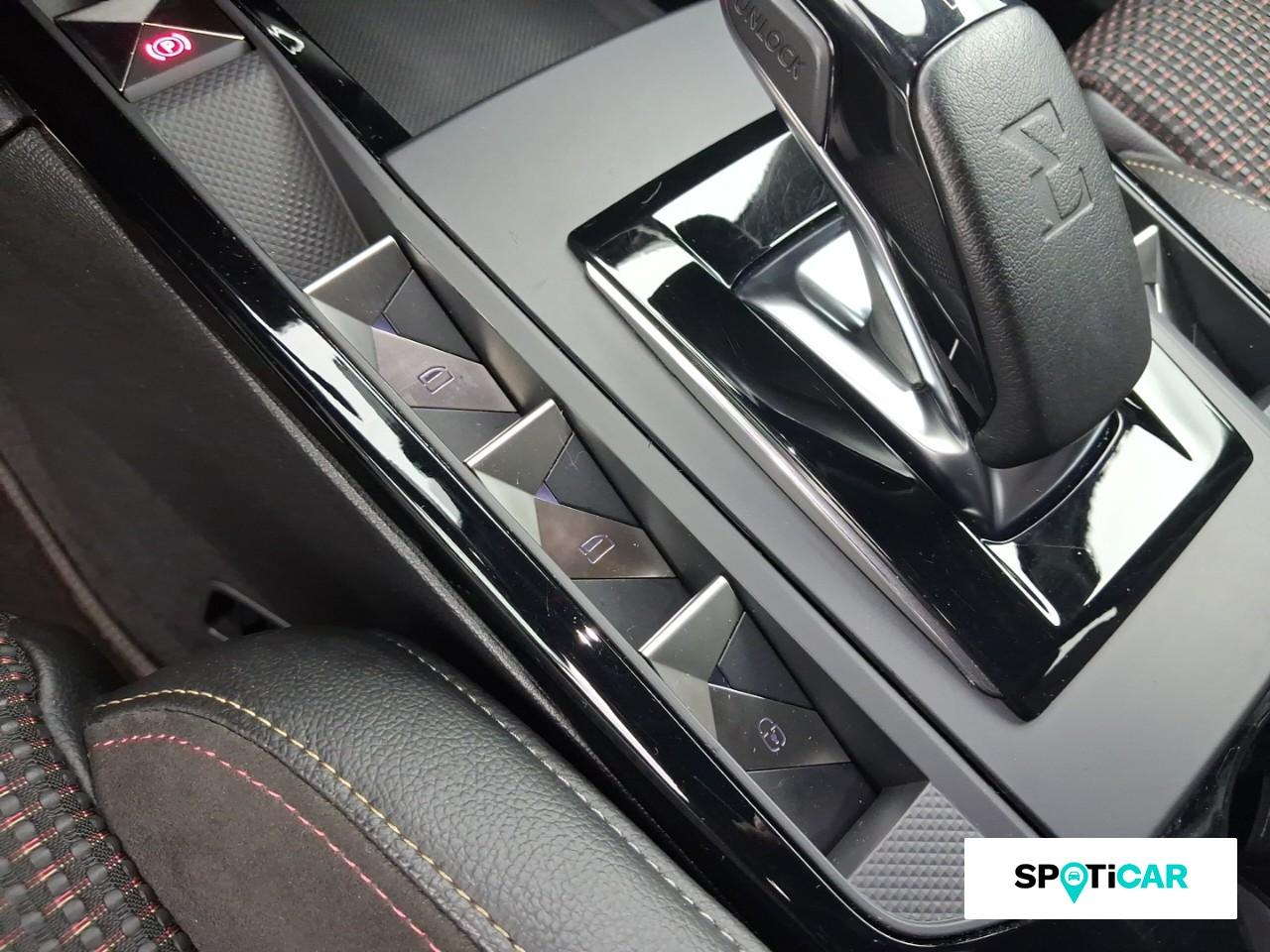 Ds Ds 3 e-tense 156ch performance line + — photo 19