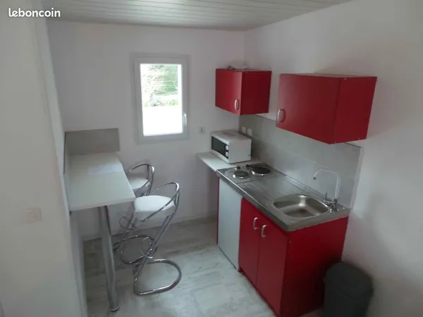 Montaigu Vendée ,loue studio 38 m2 ,idéalement pour un étudiant (e)