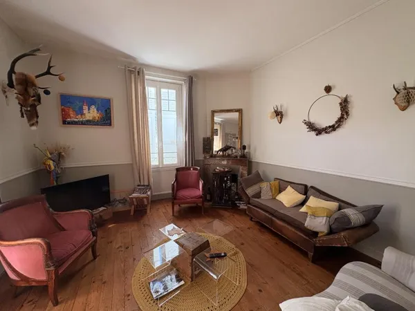 Vends maison - 177 m² - 7 pièces, 6 chambres - Pau 64000
