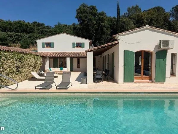 Villa 6 pièces 161 m²