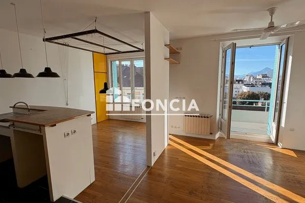 Appartement 2 pièces 55 m²