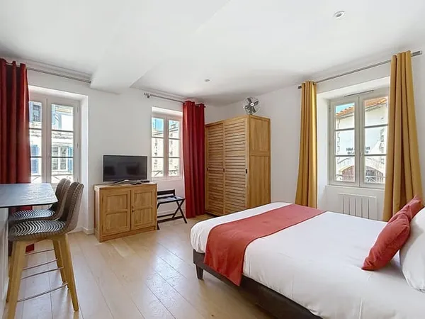 Immeuble de rapport 8 pièces 190 m²
