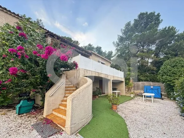 Maison 7 pièces 143 m²