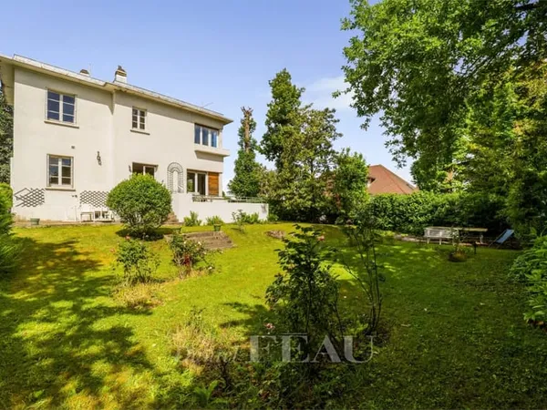 La Celle-Saint-Cloud - Châtaigneraie - Maison familiale avec jardin et garage