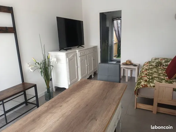 ✨ STUDIO NEUF 25 m² + JARDIN - TRAM D À 300 M - EYSINES ✨ STUDIO NEUF 25 m² + JARDIN - TRAM D À 300 