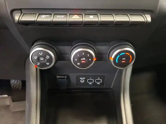 Renault Captur tce 100 gpl — photo 28