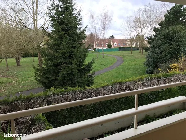 Charmant 2 pièces meublé de 39,6 m² - Balcon plein sud - Vue sur parc