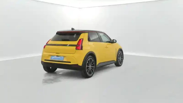 Renault 5 renault  e-tech electrique 120 ch autonomie urbaine — photo 14