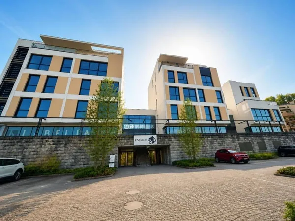 Bureaux 832 m²