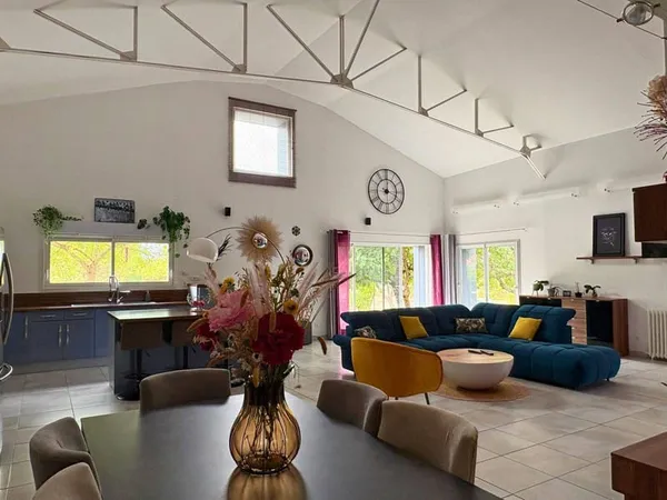 Maison 6 pièces 181 m²