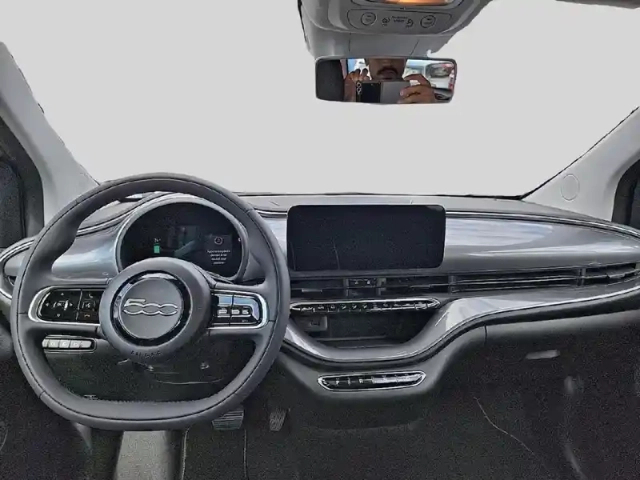 Fiat 500 e 118ch my23 — photo 8