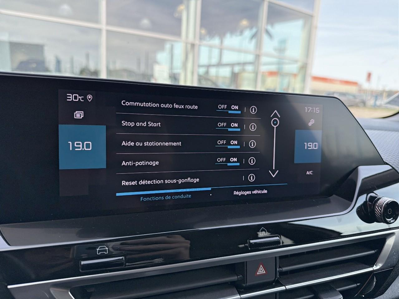 Citroën C4 puretech 130 s&s eat8 shine — photo 18