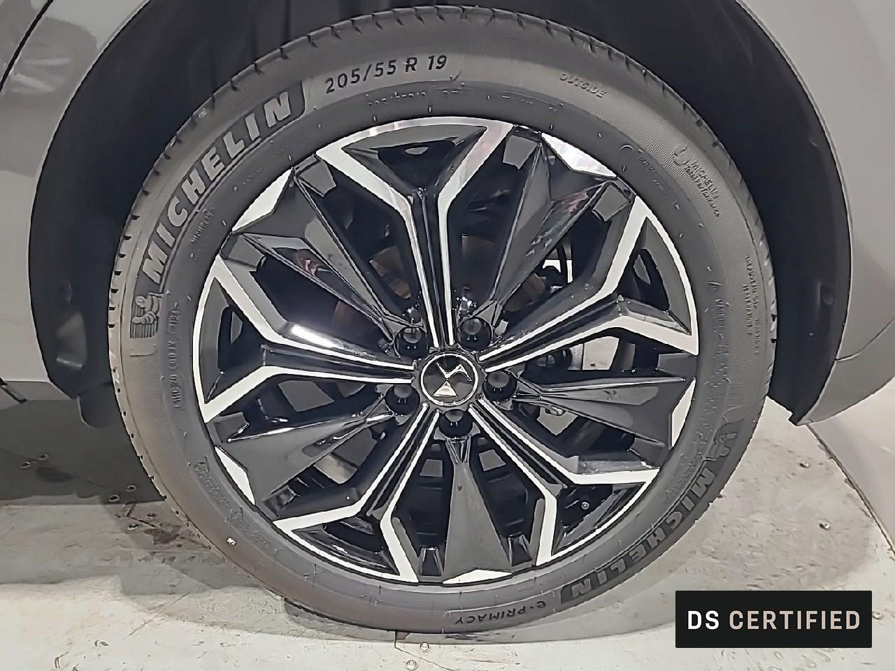 Ds Ds 4 bluehdi 130 eat8 etoile - alcantara — photo 16