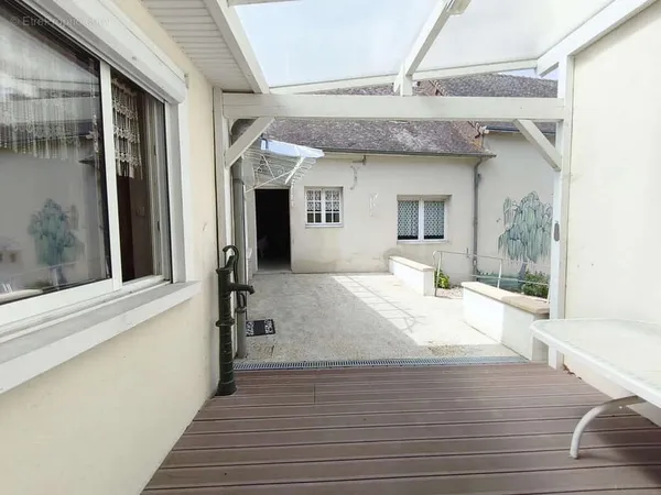 Maison de bourg a diviser ideal investisseur