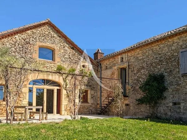 Maison 6 pièces 180 m²