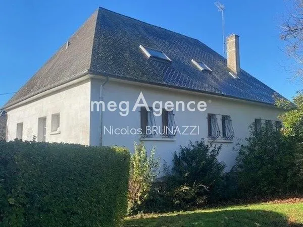 Maison 11 pièces 264 m²
