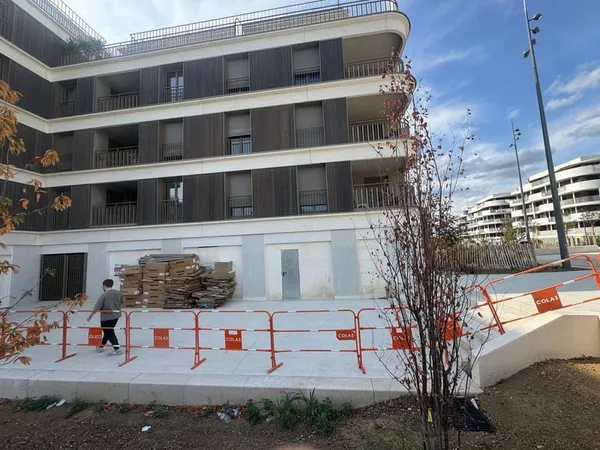 Boutique 2 pièces 73 m²