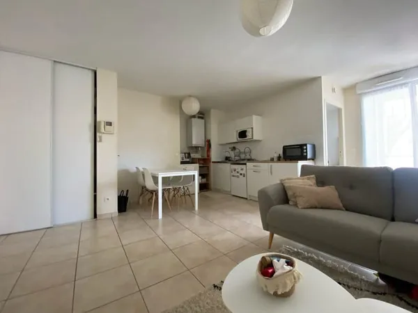 T2 Meublé - 17 rue Nicolas Chorier - 38000 GRENOBLE