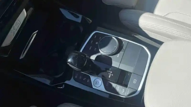 Bmw X3 xdrive 30e 292ch bva8 — photo 10