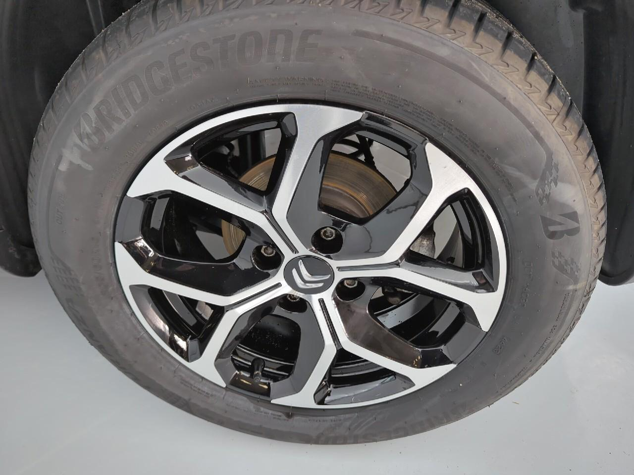 Citroën C3 Aircross puretech 130 s&s eat6 plus — photo 24