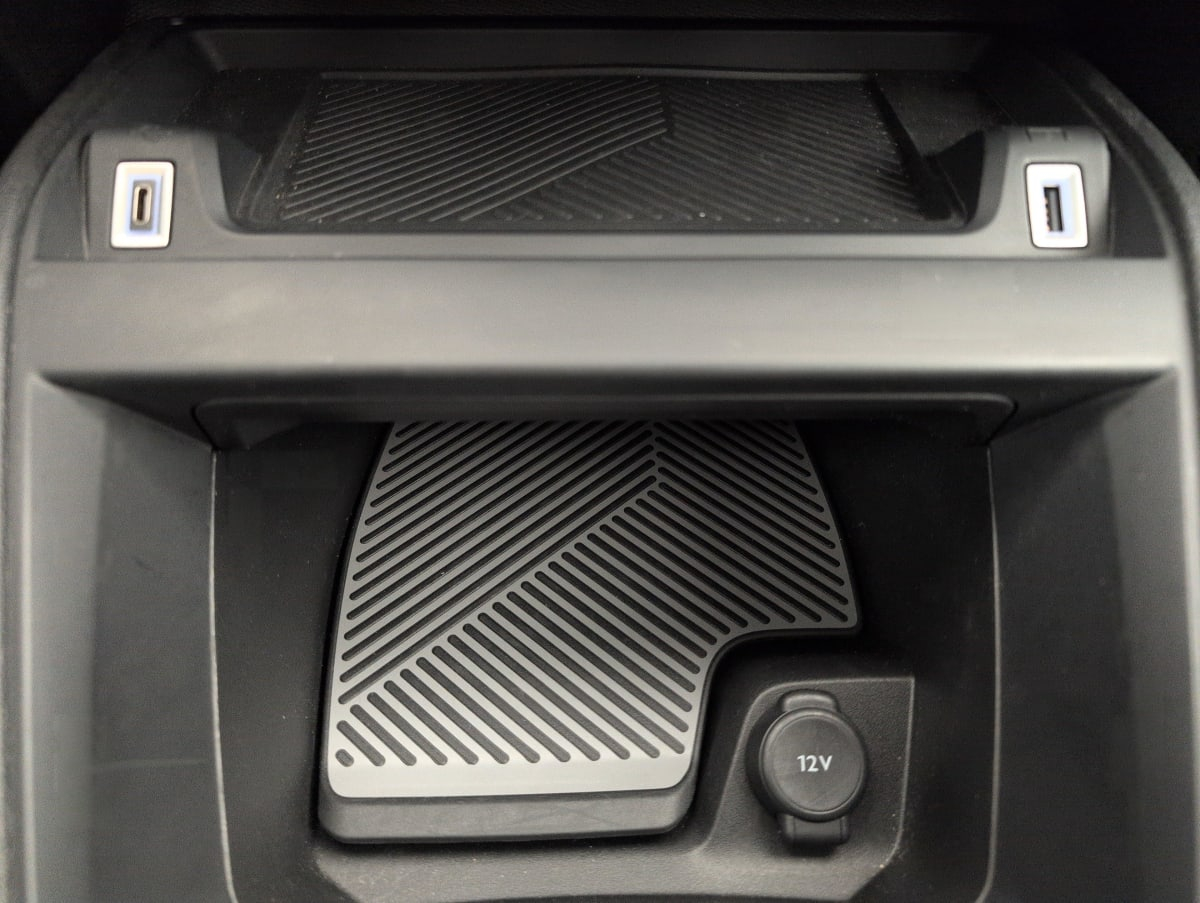 Citroën C4 — photo 19