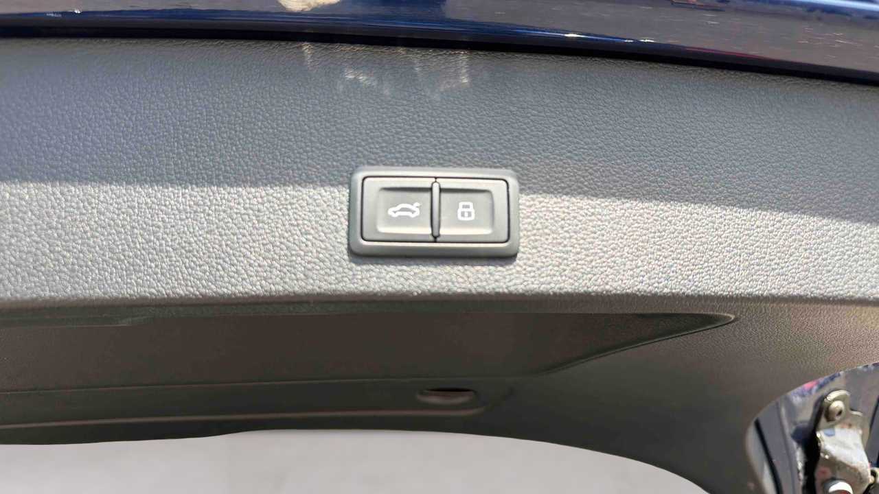 Audi Q2 35 TFSI 150 S tronic 7 — photo 20