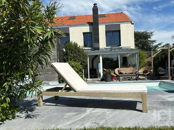Maison 7 pièces 164 m²