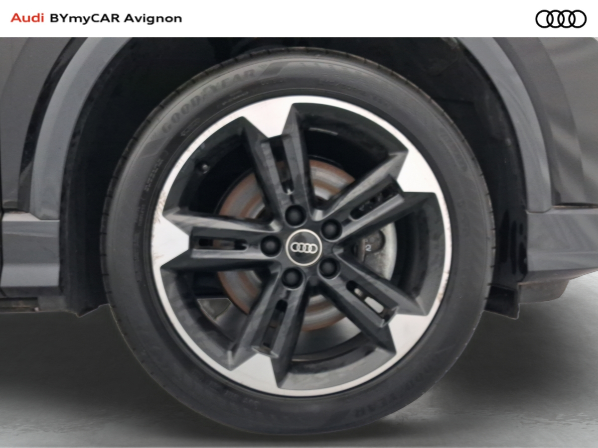 Audi Q2 35 TDI 150 S tronic 7 — photo 20