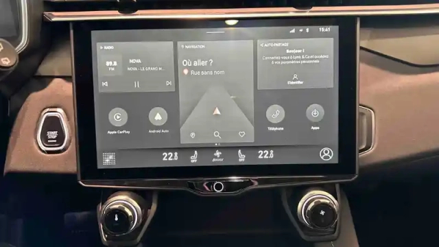 Lynk&Amp;Co 01 1.5 phev 261 ch dcth7 — photo 21