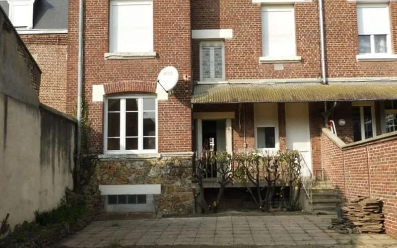 Photo 1