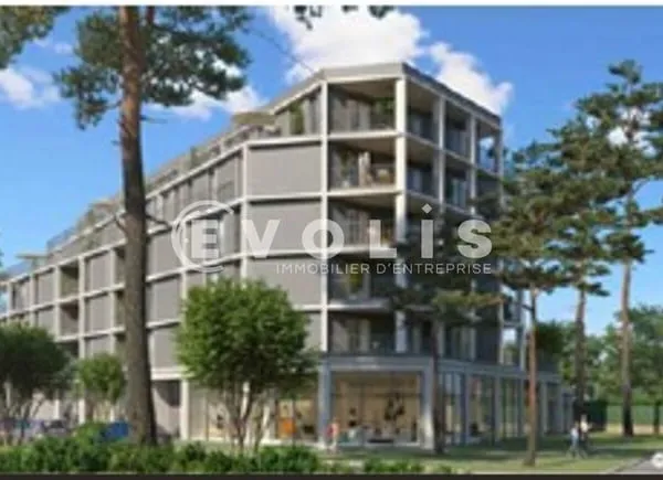 Locaux commerciaux - A VENDRE - 780 m² divisibles à partir de 306 m²