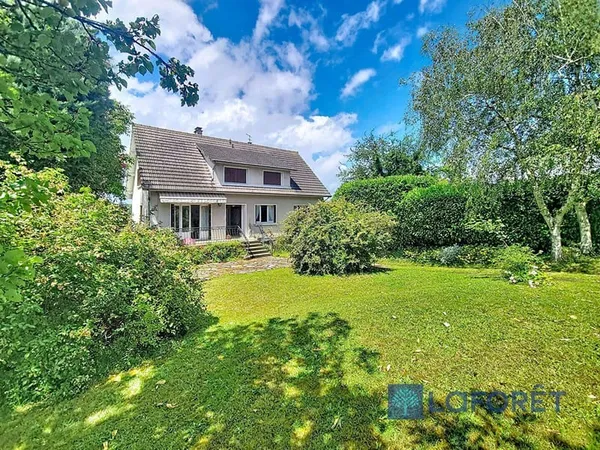 Maison 9 pièces 160 m²