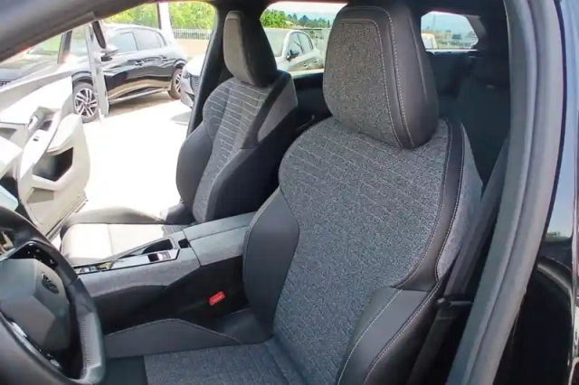 Peugeot 5008 hybrid 145 ch e-dcs6 — photo 10