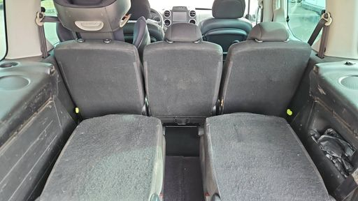 Peugeot Partner Tepee 1.6 Hdi 92 - Access – 2015 – 160420 km – Diesel – Boîte Manuelle — photo 29