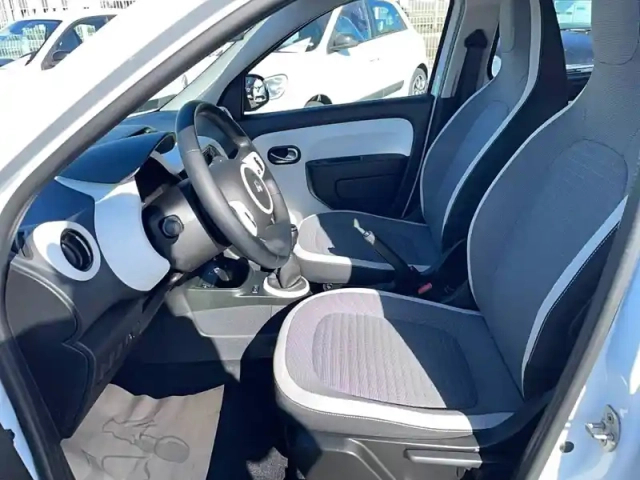 Renault Twingo iii sce 65 - 21 — photo 31