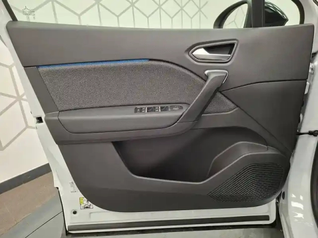 Renault Symbioz e-tech full hybrid 160 ch — photo 25