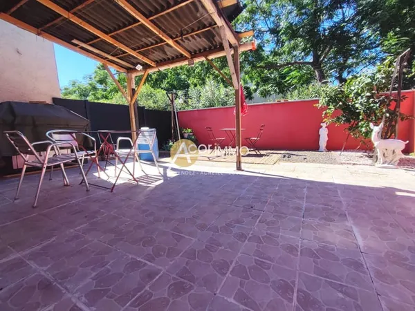 Maison 3 pièces avec jardinet, terrasse et garage