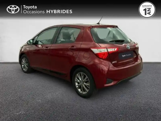 Toyota Yaris hsd 100h dynamic 5p — photo 2