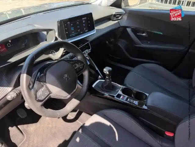 Peugeot 2008 1.2 puretech 130ch s&amp;s allure pack — photo 15