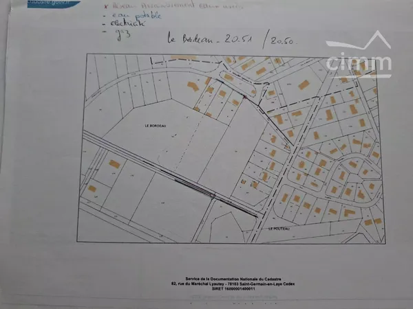 Terrain à bâtir de 5 000 m² à Chéroy